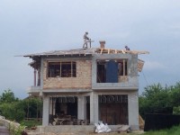 
изграждане на покривна конструкция